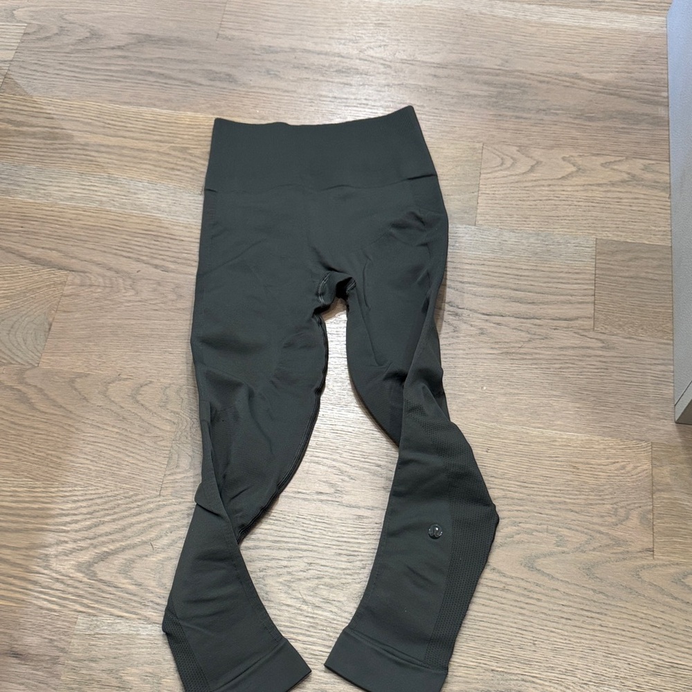 lululemon athletica gray leggings
